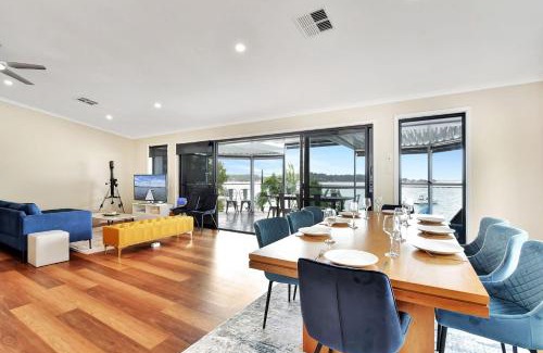 Fishing Point House | New Property Shimmer Shores Absolute Waterfront Retreat at Fishing Point, Lake Macquarie