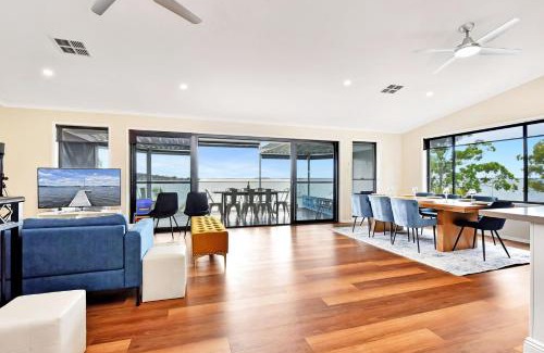 Fishing Point House | New Property Shimmer Shores Absolute Waterfront Retreat at Fishing Point, Lake Macquarie