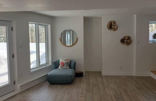 Lac-Superieur Cottage | New, quiet, light-filled luxury on 8 acres in Mont- Tremblant