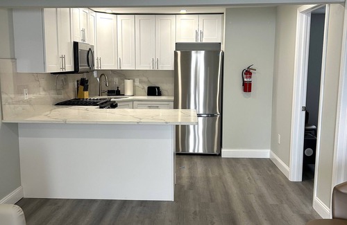 Seaside Heights Condo | New re-Model New 2-bdroom Beach Block NorthEnd, King bed