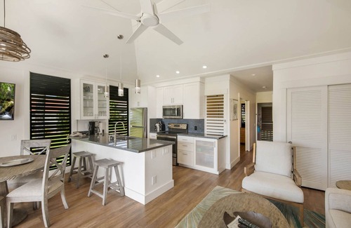 Poipu Condo | New Remodel & Rare Find #35 w/Oceanview, AC, and corner unit! Look no further!