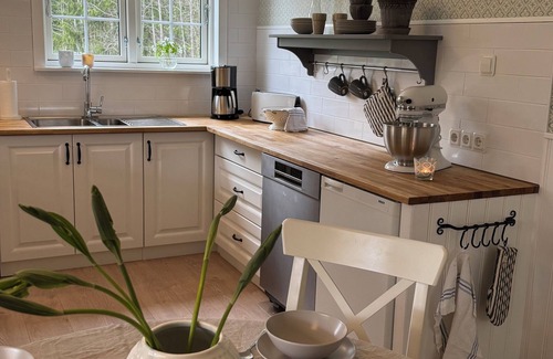 Bredsjo House | NEW renovated vacation home in Sweden with sauna and boat