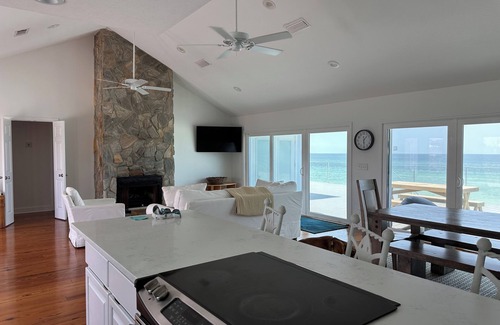 Port St. Joe House | New rental 1 level on Beach Sunset Sunrise Views & Huge Deck furthest NORTH Cape