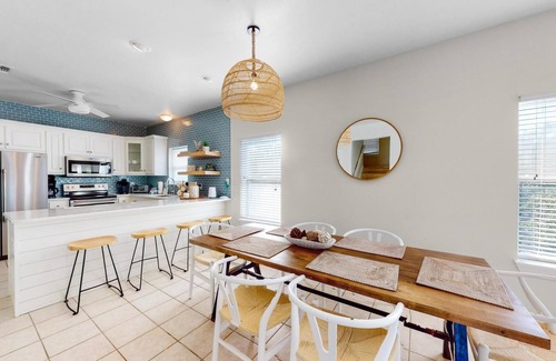 Surf Side Shores House | New Rental-Casa Palma-Completely Renovated Private Oasis-Signature Properties