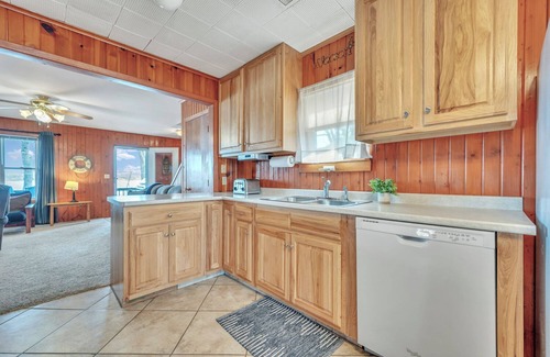 Spirit Lake House | NEW RENTAL! Sunny Waters Escape on East Lake Private Dock- Sleeps 10