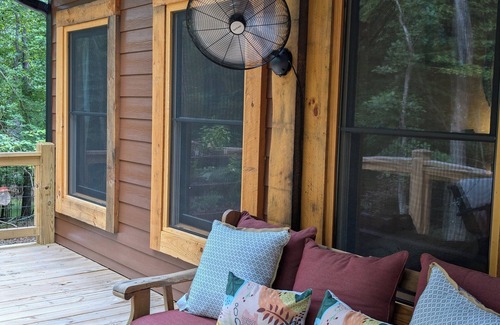 Ellijay Cabin | New - Resort & River Access - Fire Pit - Wildlifen