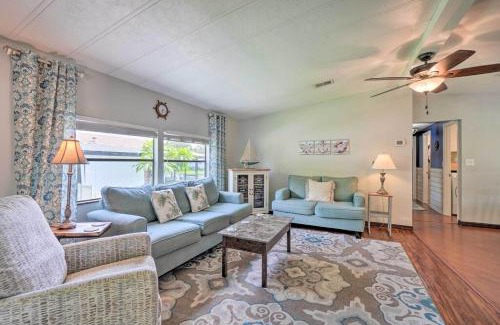 New Port Richey House | New! River Oasis w/Boat Dock, Kayaks & Fishing