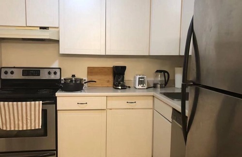Fort Gary Condo | NEW!! River view, University of MB, Mall Center, South Winnipeg,