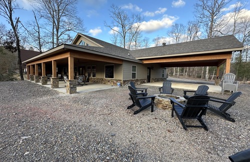 Murfreesboro House | New Riverfront Lodge on Little Missouri River/Crater of Diamonds & Lake Greeson