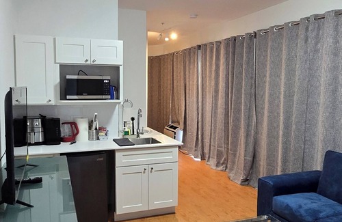 New Westminster Hotel | NEW ROYAL INN