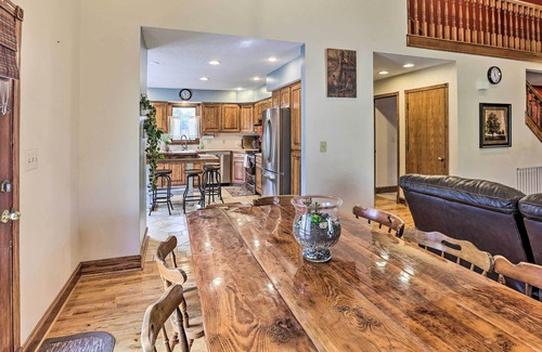 Gretna House | NEW! Rustic Family Home w/ Grill, 25 Mi to Omaha!