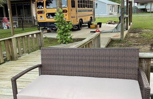 Centre House | 🚌NEW Skoolie on Lake Weiss | LAKE FRONT & Fishing 🎣