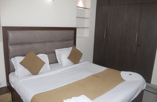 Chittaranjan Hotel | New South Paradise