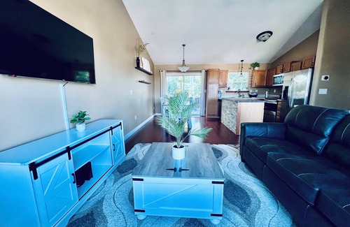 Brewerton House | NEW Spacious Home Minutes From Oneida Lake & Fall Festivities!