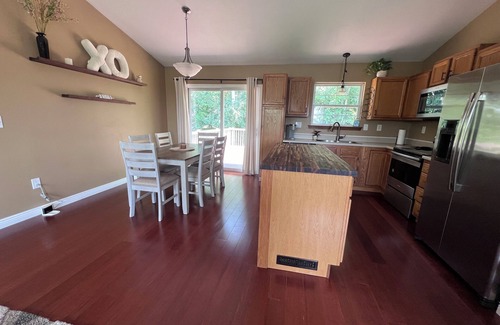 Brewerton House | NEW Spacious Home Minutes From Oneida Lake & Fall Festivities!
