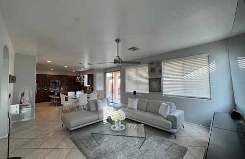 Tucson House | New Spacious Star Valley 5-bedroom home