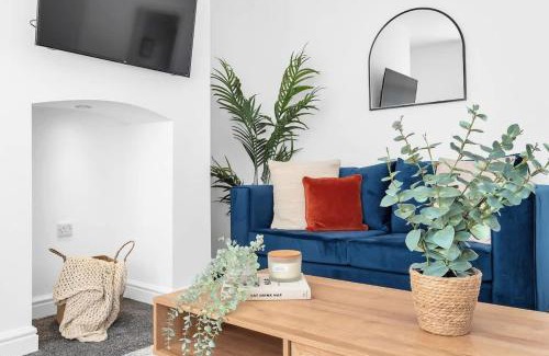 Stoke-on-Trent House | NEW Stanley House - Stunning 2 Bedroom House