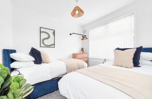 Stoke-on-Trent House | NEW Stanley House - Stunning 2 Bedroom House