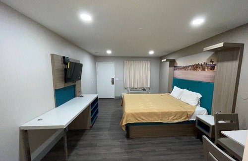 El Monte Hotel | New Star Inn. El Monte, CA - Los Angeles