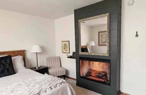 Walker House | NEW! Steps from Lake May. Spacious and stylish home in the heart of Walker.