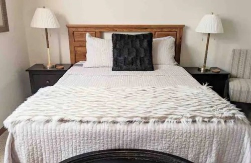Walker House | NEW! Steps from Lake May. Spacious and stylish home in the heart of Walker.