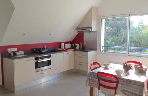 Sarzeau Apartment | New studio in detached house.