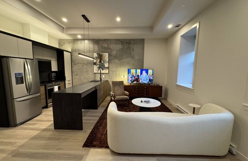 Downtown Halifax Apartment | *NEW Stunning 2B/1B Downtown Halifax
