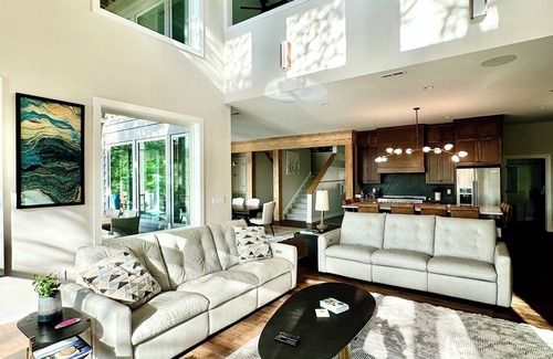 Crane Hill House | New! Stunning Treetop Mansion on Smith Lake - Sleeps 22!