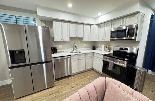 Washington Apartment | NEW Stylish 2BR Apartment in DC with Easy Parking