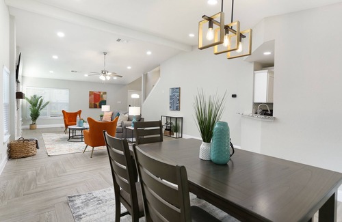 Country View House | New ! Stylish House with Hot Tub & MiniGolf & GameRoom by SixFlags SeaWord UTSA