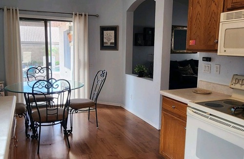 Paradise Valley Village House | New! Sunny and Comfortable North Phoenix Home with Easy Access to Popular Venues