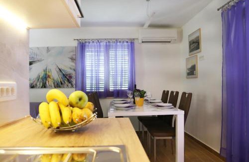 Municipality of Omisalj Apartment | New, sunny apartment surrounded by nature