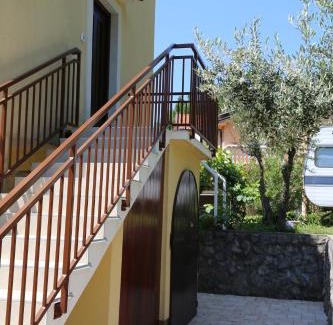 Municipality of Omisalj Apartment | New, sunny apartment surrounded by nature