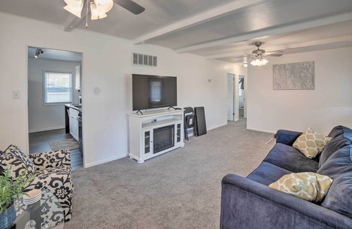 Miller Beach House | NEW! Sunny Gary Gem: Walk to Lake Michigan Beaches