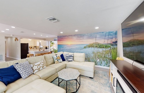 Ridge Wood Heights House | NEW! The Dunes-Heated Private Pool, Hot Tub, Private backyard-5mi to beach