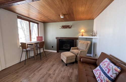 Perham Cabin | New! The Havn, subtle Norwegian styles greet you in this lakeside treasure!