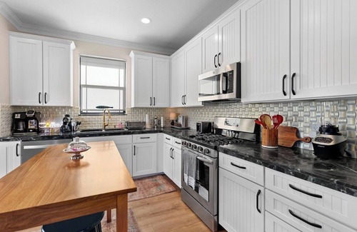 Clear Lake Shores House | NEW! The Kipp House! Luxury home walking distance to Boardwalk!
