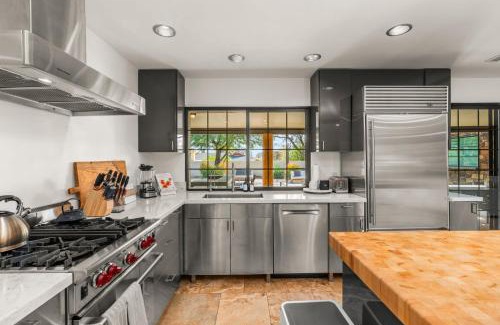 Short Hills House | NEW - The Palo Verde Experience