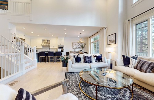 Mammoth Lakes House | NEW! Timbers #12 (4-Bedroom Townhouse) with Pool and Golf Course view