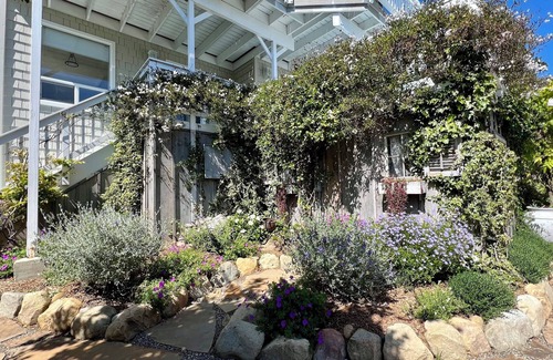 Marine Terrace Apartment | New to VRBO: large private apt, close to ocean, free EV charging, strong WiFi