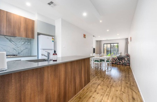 Lawson House | New to VRBO: Light Filled 2BR/2BA Townhouse