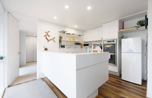 Hawker House | NEW TO VRBO: Stylish 3BR in Hawker - Colorful and Renovated