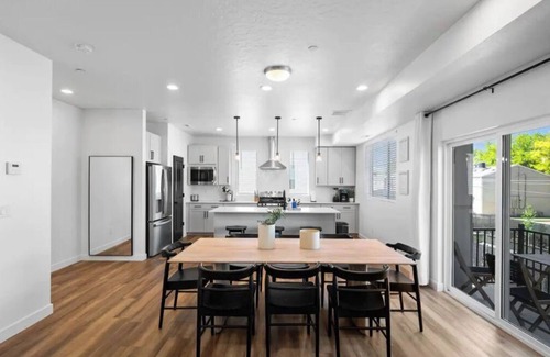 Fairpark Ski Chalet | New Townhome | Downtown SLC | 2 Car Garage