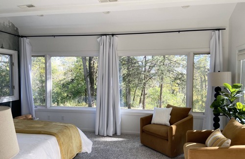 The Galena Territory House | NEW! Treehouse! Holiday Decorated! 🐶 friendly. Dec 26-28th Discount