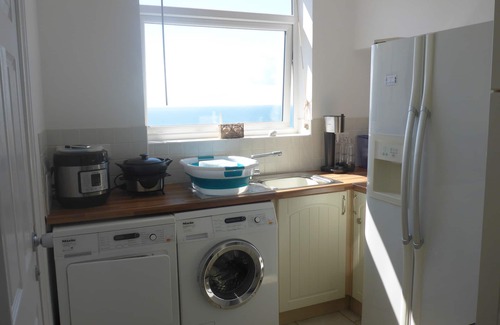 Downderry House | New - Unique Cornish seaside retreat with stunning sea views
