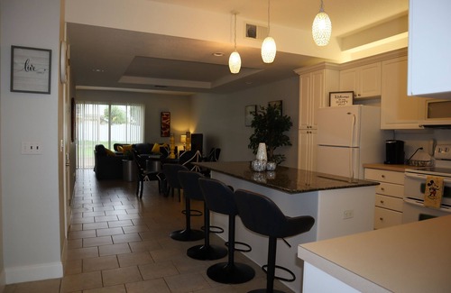 Kissimmee House | New & Updated Peaceful family townhouse in Kissimmee, FL