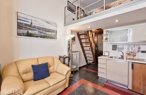 Historic Centre Apartment | NEW! Very Central Loft La Mole x3 IN THE CENTER OF THE CITY!