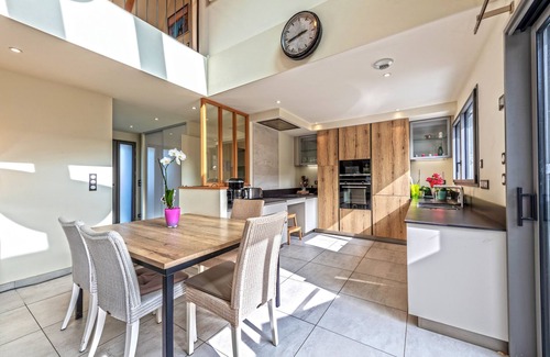 Carantec Villa | NEW - Villa 300 meters from the beach, heated indoor pool, sea view
