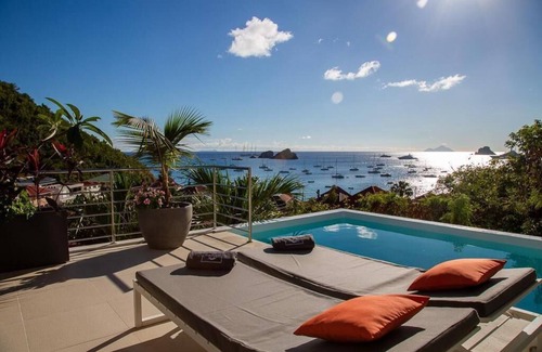 Corossol Villa | NEW Villa AKA walking distance to the beach