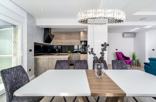 Borak Villa | New! Villa BAMM with heated 36sqm pool, 5 en-suite bedrooms, and panoramic sea views